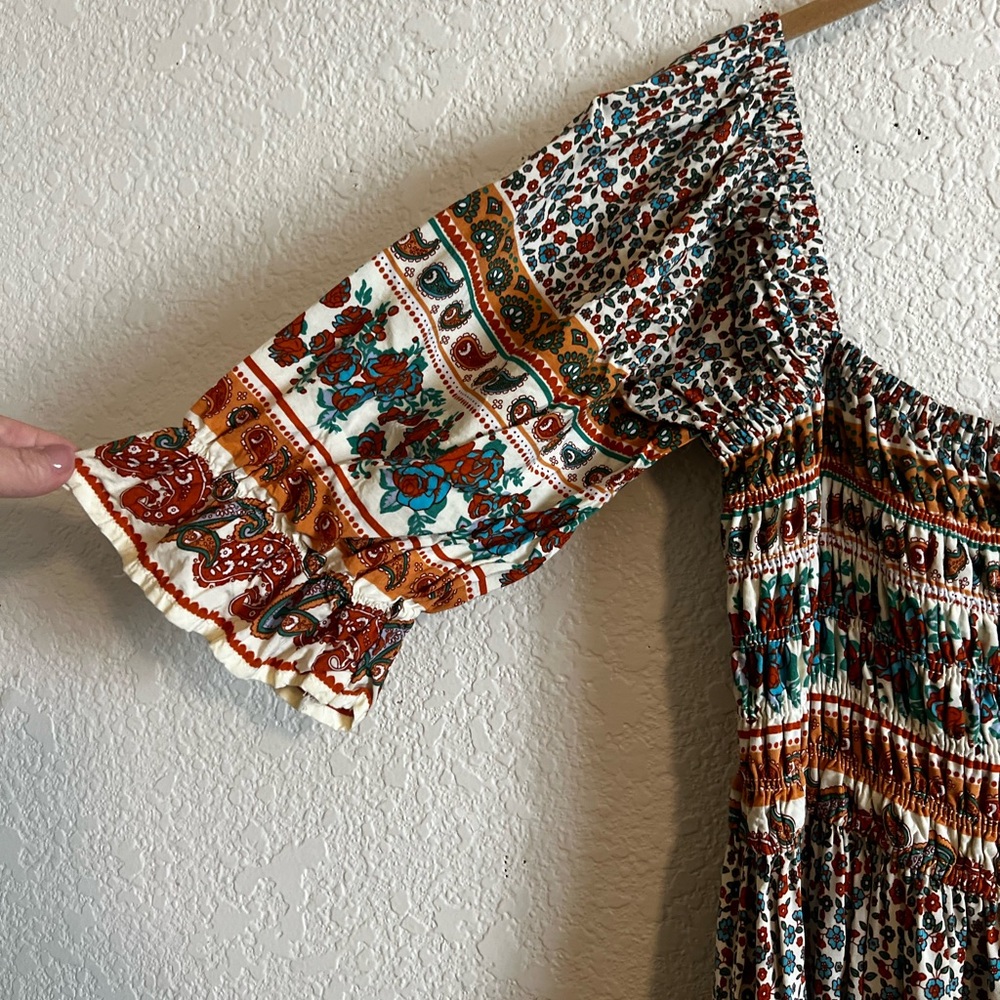 Floral Bohemian Dress - Picture 5 of 6
